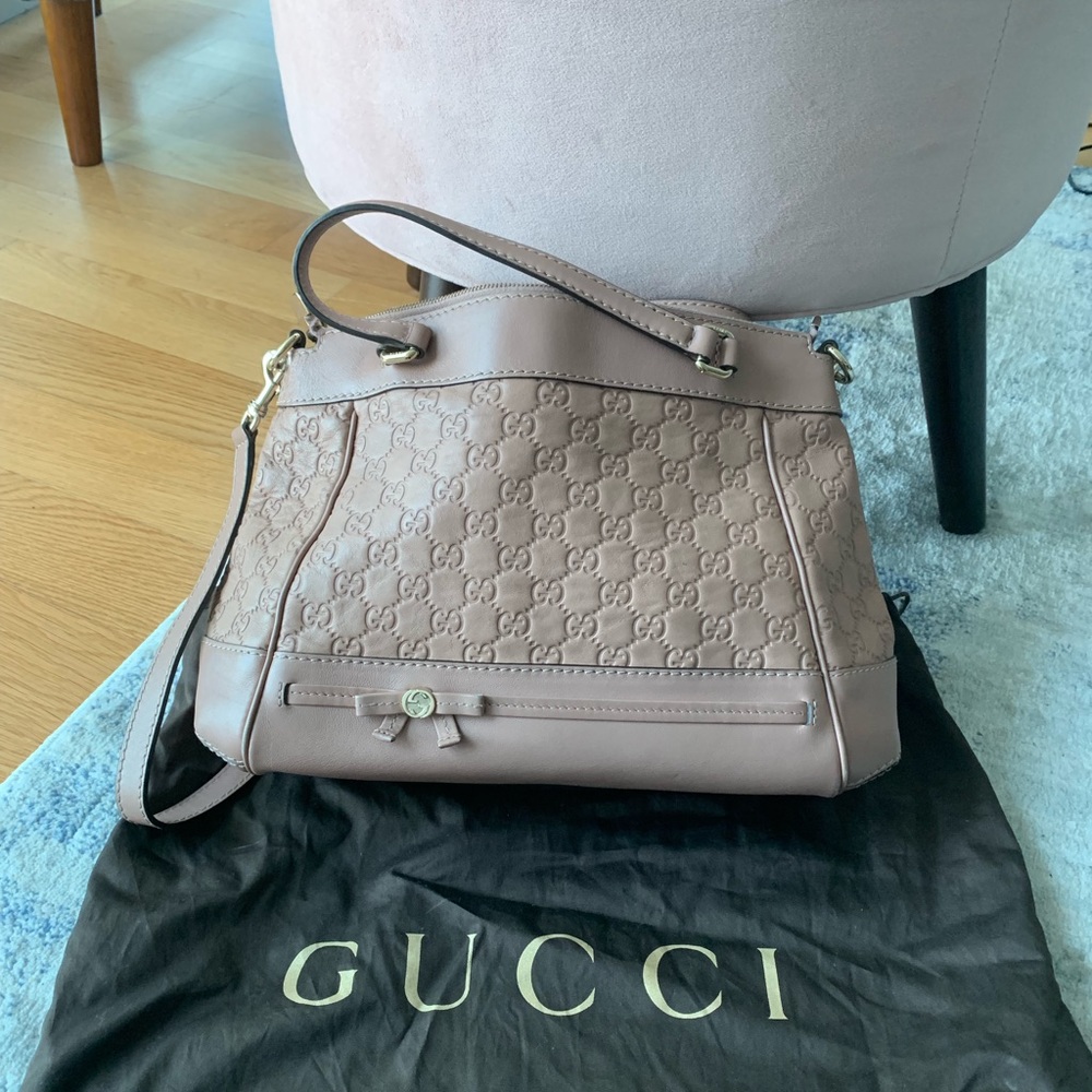 Hand bag